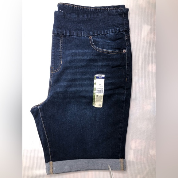 Bermuda Jean Universal Thread - Taille 24W - Neuf Avec étiquettes - Style Décontracté